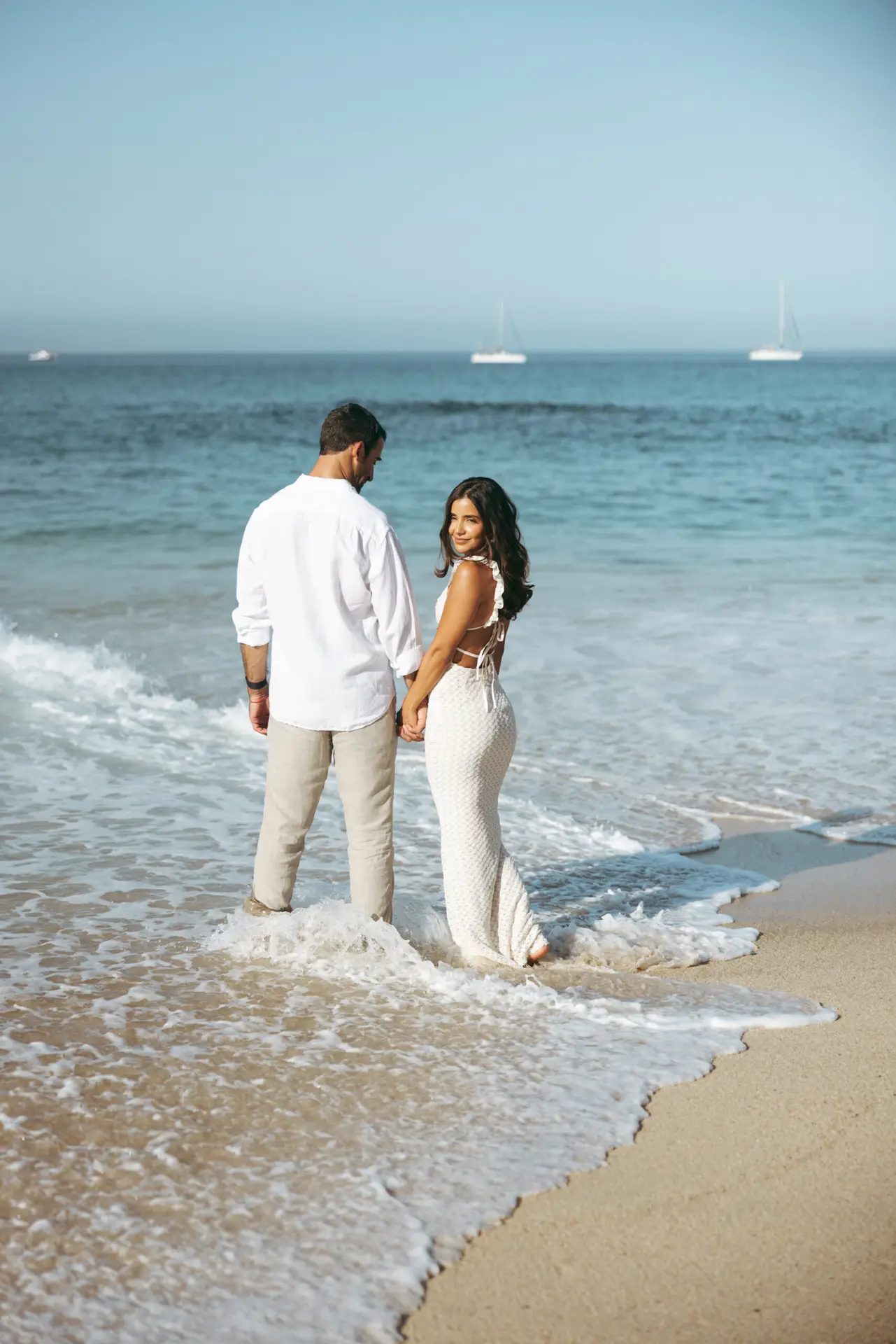 Couple trashing the dress photo taken by Ximena Zermeño Global Luxury Destination Wedding Photographer, ximenazermeno.com