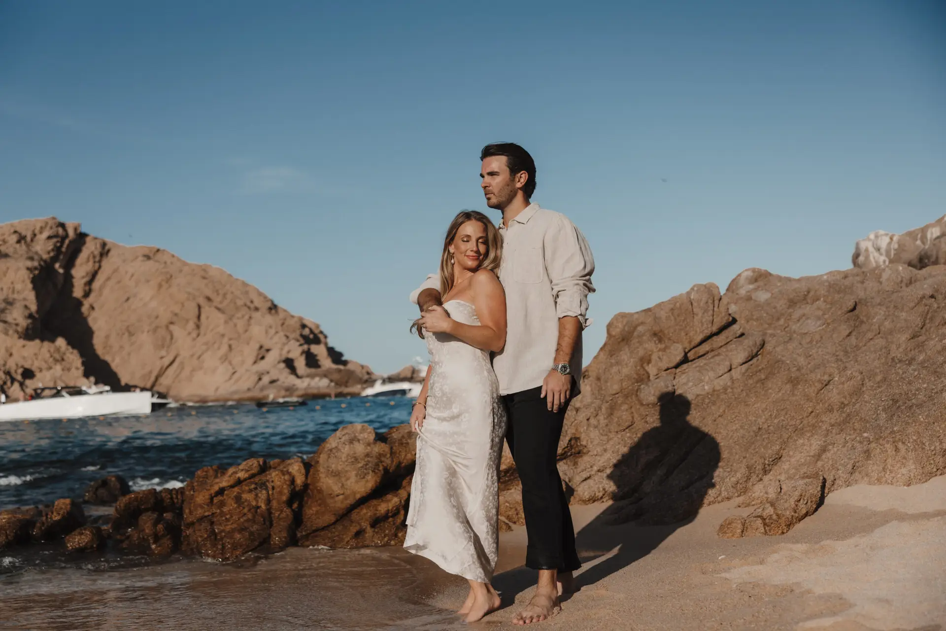 Couple at the beach photo taken by Ximena Zermeño Global Luxury Destination Wedding Photographer, ximenazermeno.com