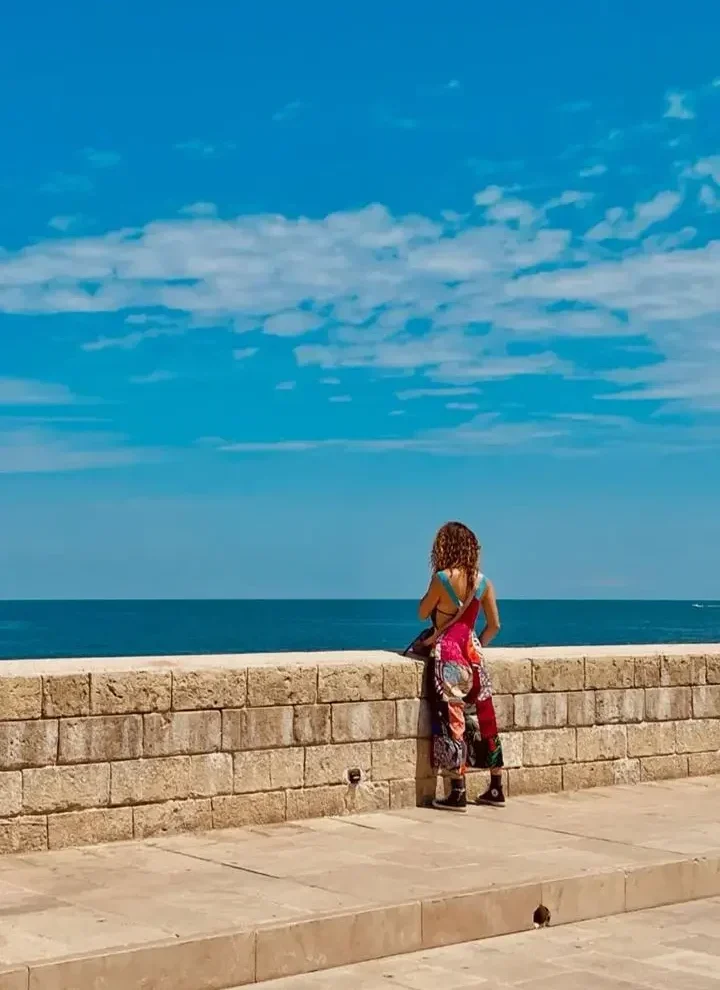 Ximena traveling photo taken by Ximena Zermeño Global Luxury Destination Wedding Photographer, ximenazermeno.com