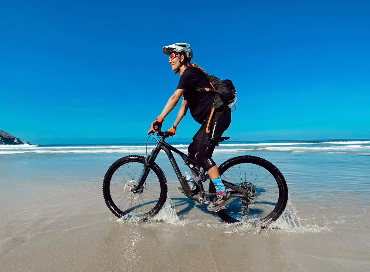 Xime with her bike | Photo by Ximena Zermeño